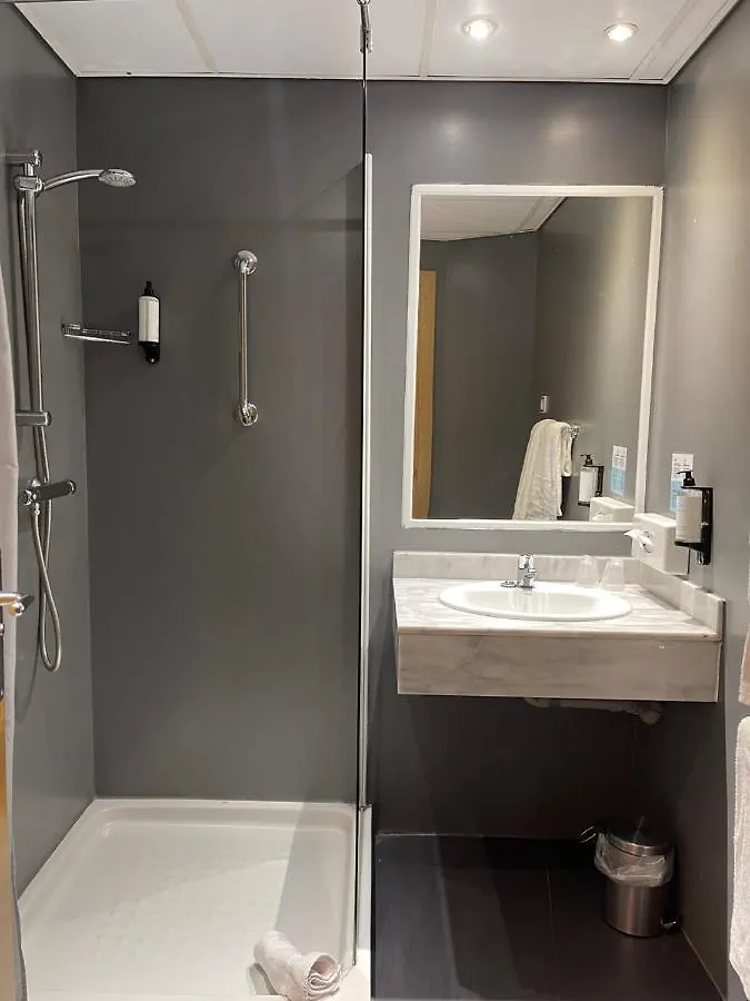 Hotel Holiday Inn Express San Sebastian De Los Reyes By Ihg