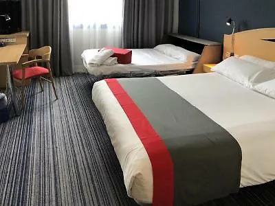 Holiday Inn Express San Sebastian De Los Reyes By Ihg Hotel